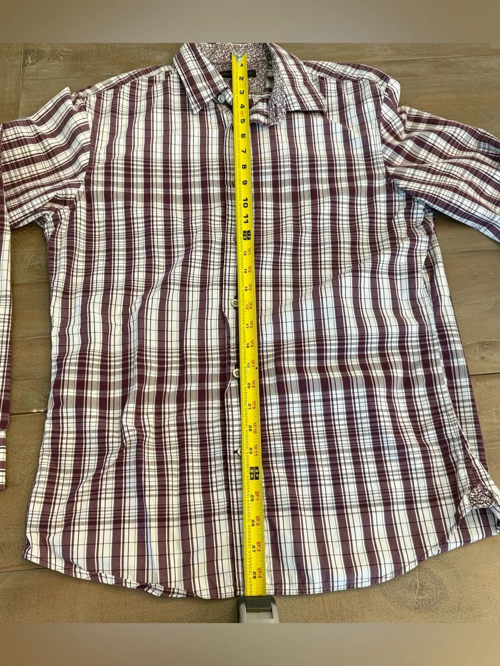 Banana Republic Men’s Button Up Long Sleeve Shirt Sz M Purple White Plaid